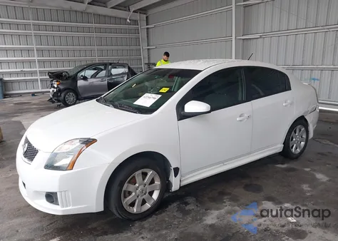 2010 Nissan Sentra 2.0Sr from USA, damaged, VIN 3N1AB6AP1AL640075